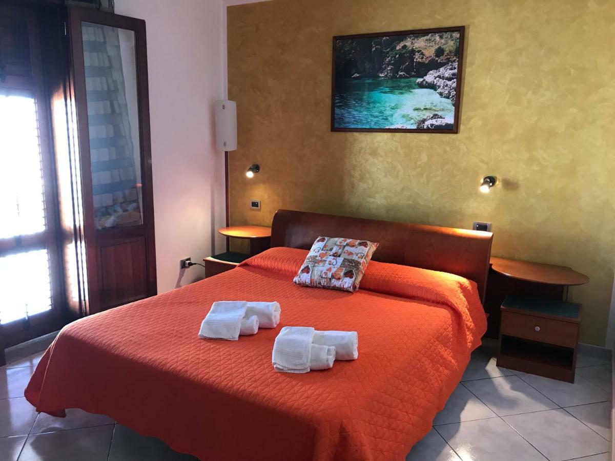 El Nur Bed & Breakfast ซานวิโต โลคาโป ภายนอก รูปภาพ
